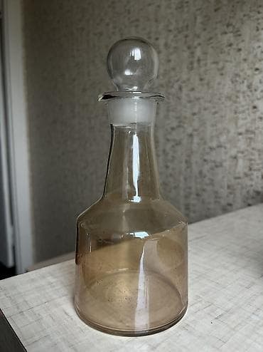 фет: Ваза оранжевая 300 сом .
Кувшин 400
Графин 500 сом
Байтик батыра 69 — 6