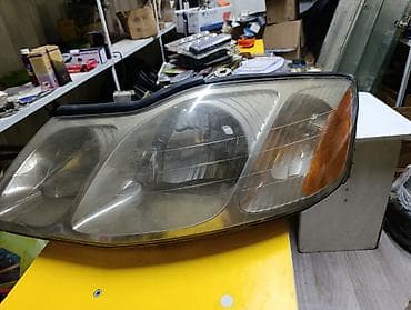 ноускат лексус: Передняя правая фара Toyota — 1