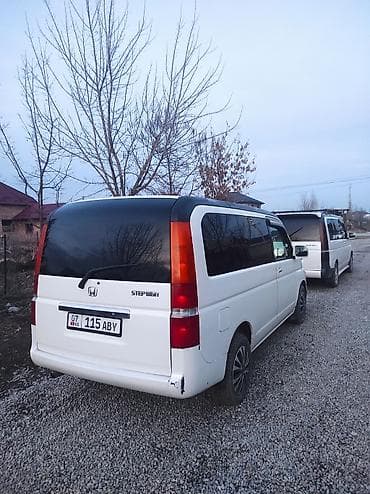 машина которгуч: Honda Stepwgn: 2002 г., 2 л, Автомат, Газ, Вэн/Минивэн — 3