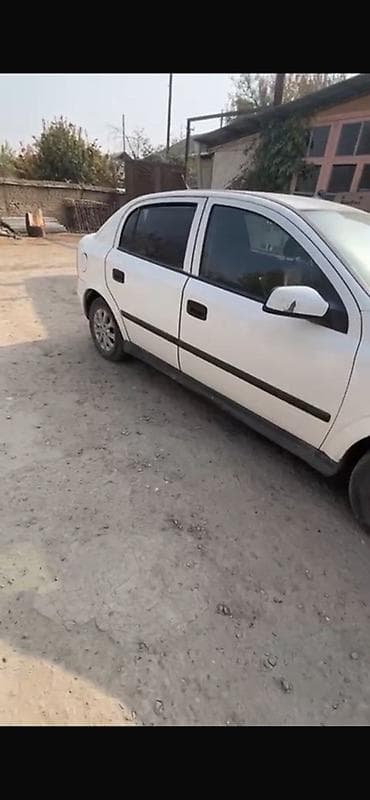 Opel: Opel Astra: 2002 г., 1.6 л, Механика, Бензин, Седан — 2