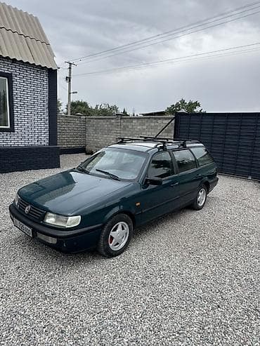 машина кузов: Volkswagen Passat Variant: 1995 г., 2 л, Универсал — 1