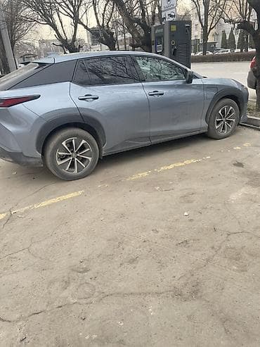 lexus js: Lexus RZ: 2023 г., Автомат, Электромобиль, Кроссовер — 3