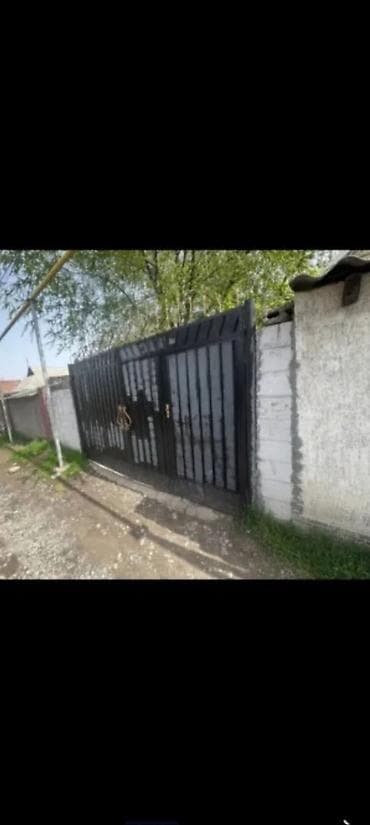 без хозян: 56 м², 3 комнаты, Парковка, Забор, огорожен — 4