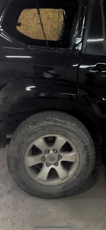 Унаа: Литой диск Toyota + шина R17продаю вместе с шиной диски 4 не варенный — 1