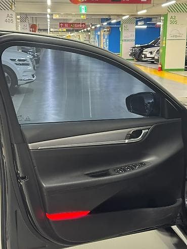 Hyundai Grandeur: 2020 г., Седан — 9