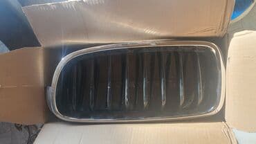 Решетка радиатора BMW