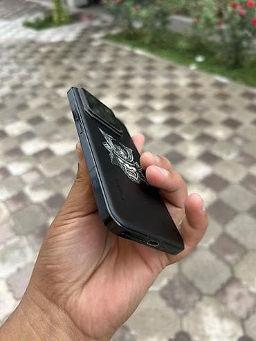 телефон кракен: Xiaomi, 14, Б/у, 256 ГБ, цвет - Черный, 2 SIM, eSIM — 5