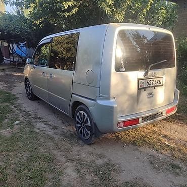 мини машины для взрослых: Honda Mobilio: 2003 г., 1.5 л, Вариатор, Бензин, Минивэн — 4