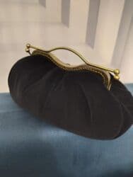 купить мужской клатч из натуральной кожи ручной работы: Продаю бархатный редикюль сумочку, новая, черного цвета размер 30×15 — 18