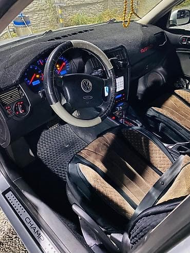 mini kuper: Volkswagen Golf: 2002 г., 1.6 л, Автомат, Хэтчбэк — 2