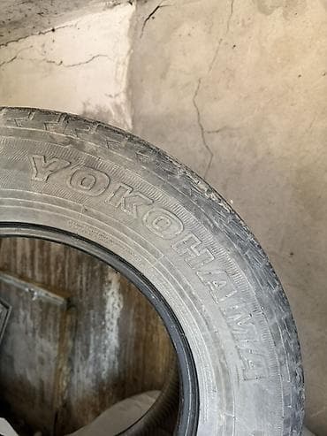 Шины: Шины 265 / 65 / R 17, Лето, Б/у, Комплект, Внедорожные (АТ/МТ), Япония, Yokohama — 1