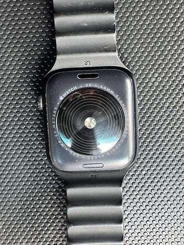смарт кольцо: Apple Watch SE (2‑го поколения), 44 мм, алюминиевый корпус (Space — 2