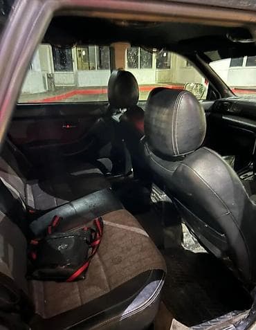 audi rs 7: Subaru Legacy: 2000 г., 2 л, Типтроник, Бензин, Универсал — 4