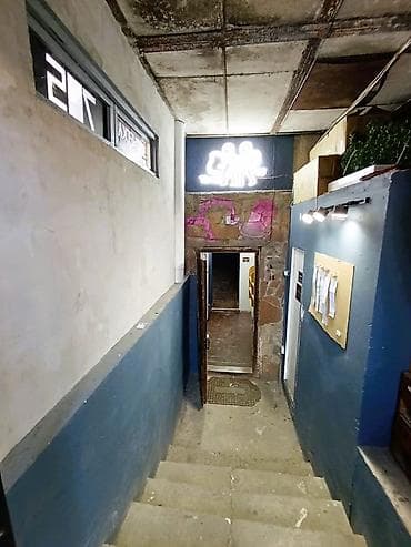 Коммерциялык мүлк: Продаю ком. помещение, 135 м², цоколь, Боконбаева – Исанова, 146 тыс — 9