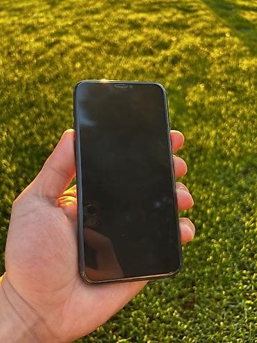 am 4: IPhone 11 Pro, Space Gray — 3