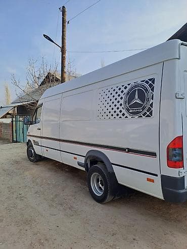 передний бампер 124 мерс: Легкий грузовик, Mercedes-Benz, Новый — 2