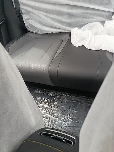 mini john cooper works: Чанган Q05 Электромобиль кроссовер, 5 дверей, белый цвет кузова с — 4