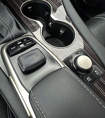 Lexus: Lexus RX: 2018 г., 3.5 л, Автомат, Гибрид, Кроссовер — 5