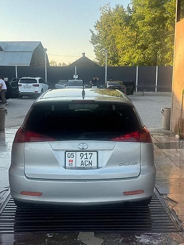 bmw 1: Toyota Caldina: 2002 г., 1.8 л, Автомат, Бензин — 1