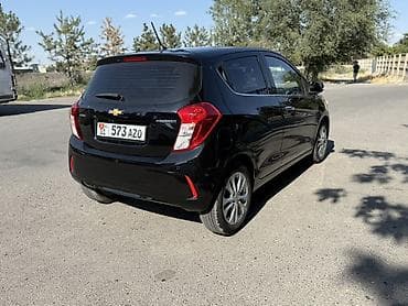 Продажа авто: Chevrolet Spark: 2019 г., 1 л, Вариатор, Бензин, Хэтчбэк — 4