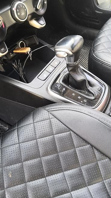 Транспорт: Kia Rio: 2019 г., 1.6 л, Автомат, Бензин, Седан — 6
