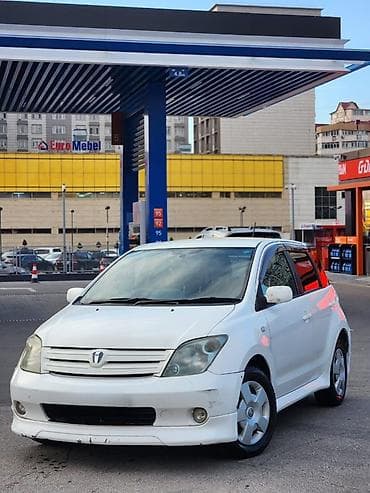 чехол на тайота ист: Toyota Ist: 2003 г., Автомат, Бензин, Хэтчбэк — 1