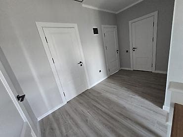 панораме: Двухэтажный кирпичный дом с участком и капитальным ограждением — 10