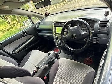 авто пена: Honda Stream: 2002 г., 1.7 л, Автомат, Бензин, Минивэн — 5