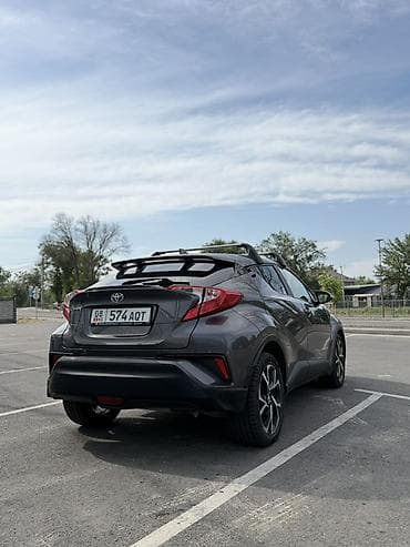 Продажа авто: Toyota C-HR: 2018 г., 1.2 л, Вариатор, Бензин, Кроссовер — 4