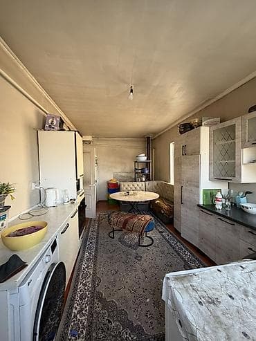 с участком: Продается жилой дом с большим участком и хозяйственными постройками — 4