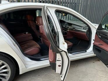 runx alex: BMW 7 series: 2012 г., 3 л, Автомат, Дизель, Седан — 3