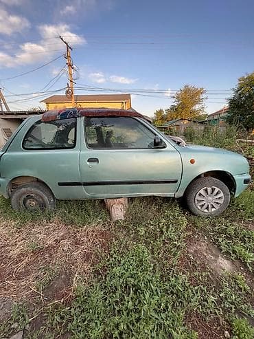 срв 3: Nissan Micra: 1994 г., 1 л, Механика, Бензин, Хэтчбэк — 2