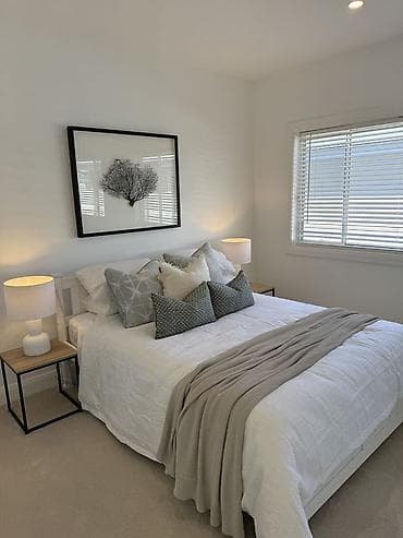 Продажа квартир: Студия, Душевая кабина, Постельное белье, Кондиционер — 1