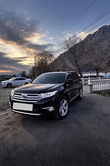 бмв e65: Toyota Highlander: 2013 г., Кроссовер — 3
