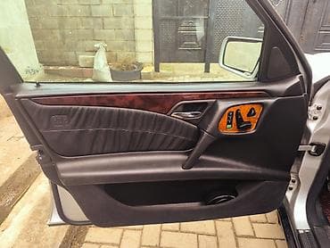 кузов е36: Mercedes-Benz E-Class: 1999 г., 3.2 л, Автомат, Бензин, Седан — 6