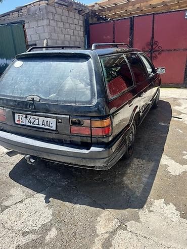 Унаа сатуу: Volkswagen Passat Variant: 1991 г., 1.8 л, Кол менен иштөөчү, Бензин, Универсал — 2