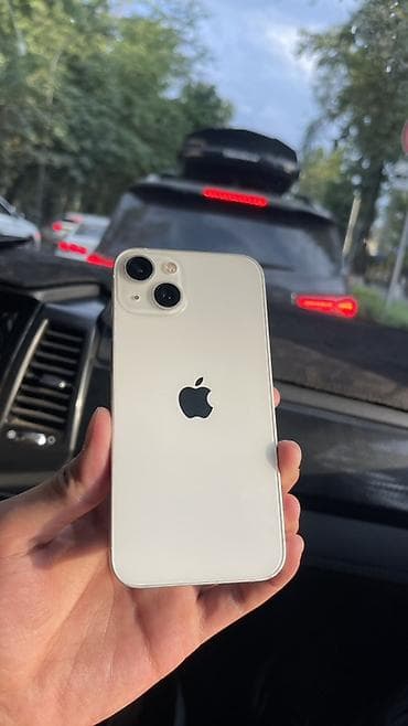Техника и электроника: IPhone 13, Б/у, 256 ГБ, Белый, 78 % — 1