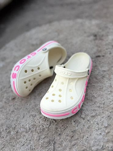 literide crocs: Кроксы женские(клоксы/сабо) с ремешком - Модели: белые с розовым — 1