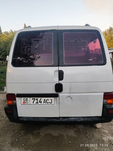 купить авто в кредит без первоначального взноса: Volkswagen Transporter: 1991 г., 1.8 л, Механика, Бензин, Бус — 11