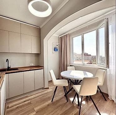 продаю квартира ош: 2 комнаты, 45 м², 4 этаж, Дизайнерский ремонт — 1