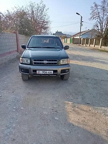 Nissan Pathfinder: 2002 г., Внедорожник — 2