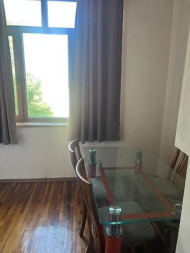 сталинки: 3 комнаты, 68 м², Сталинка, 3 этаж, Косметический ремонт — 6