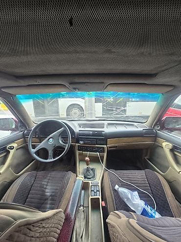 tesla model 3: BMW 7 series: 1989 г., 3.5 л, Механика, Бензин, Седан — 5