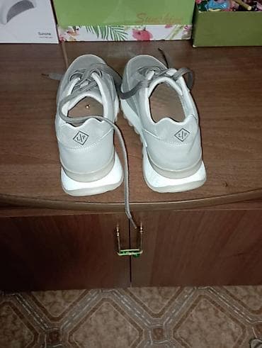 38 размер: Продаю кроссовки Деми новые качественные 38-39 размеры вся информация — 3