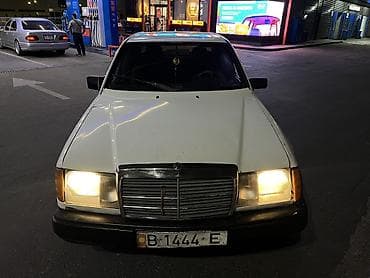 Mercedes-Benz W124: 1988 г., 2.3 л, Механика, Бензин, Седан
