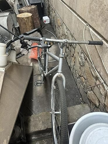 Велосипеды: Городской велосипед с прямой рамой и колесами 26". Основные — 2