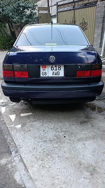 w124 e500: Volkswagen Vento: 1997 г., Механика, Седан — 1