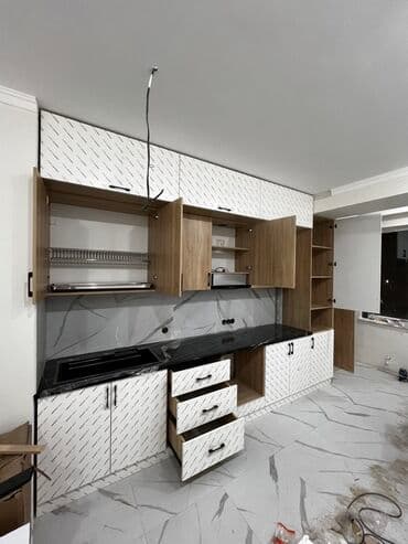 корпусная мебель на заказ бишкек: Мебель на заказ, Кухня, Витрина, горка, Кровать, Полка — 17