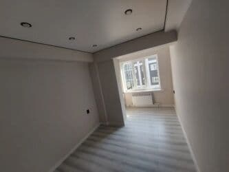 сдаю квартиру на долгий срок район филормония: 3 комнаты, Агентство недвижимости, Без подселения, С мебелью полностью — 1