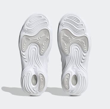 экзоскелет: УДИВИТЕЛЬНЫЕ БОТИНКИ ИЗ ПЕНЫ, КОТОРЫЕ КОМФОРТНО ОКРУЖАЮТ ВАШИ НОЖКИ — 8